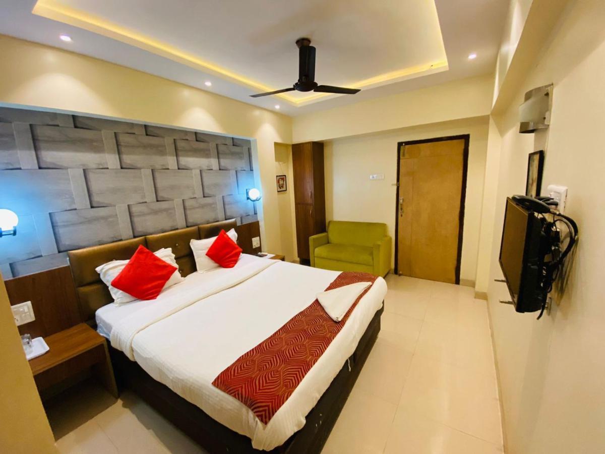 נאווי מומבאי Hotel Vashi Inn מראה חיצוני תמונה