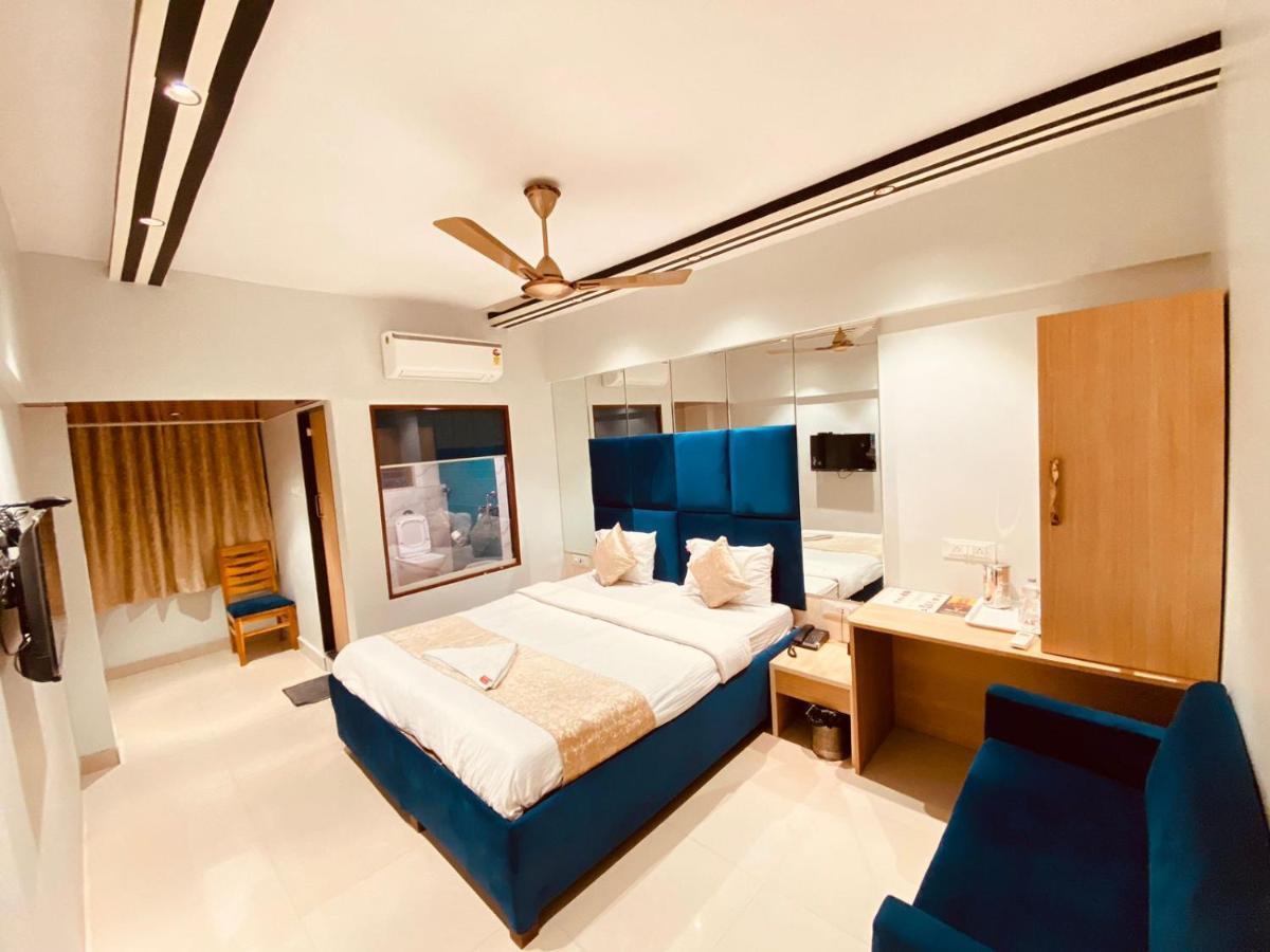 נאווי מומבאי Hotel Vashi Inn מראה חיצוני תמונה