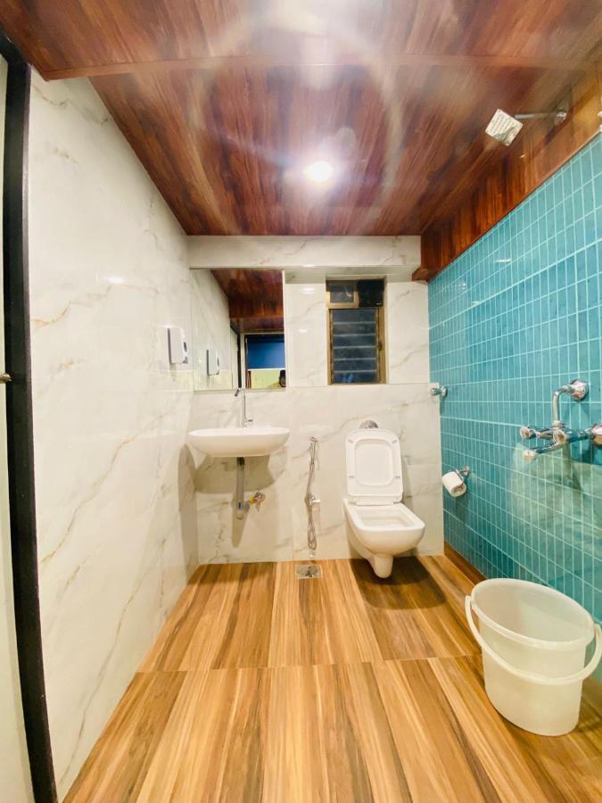 נאווי מומבאי Hotel Vashi Inn מראה חיצוני תמונה