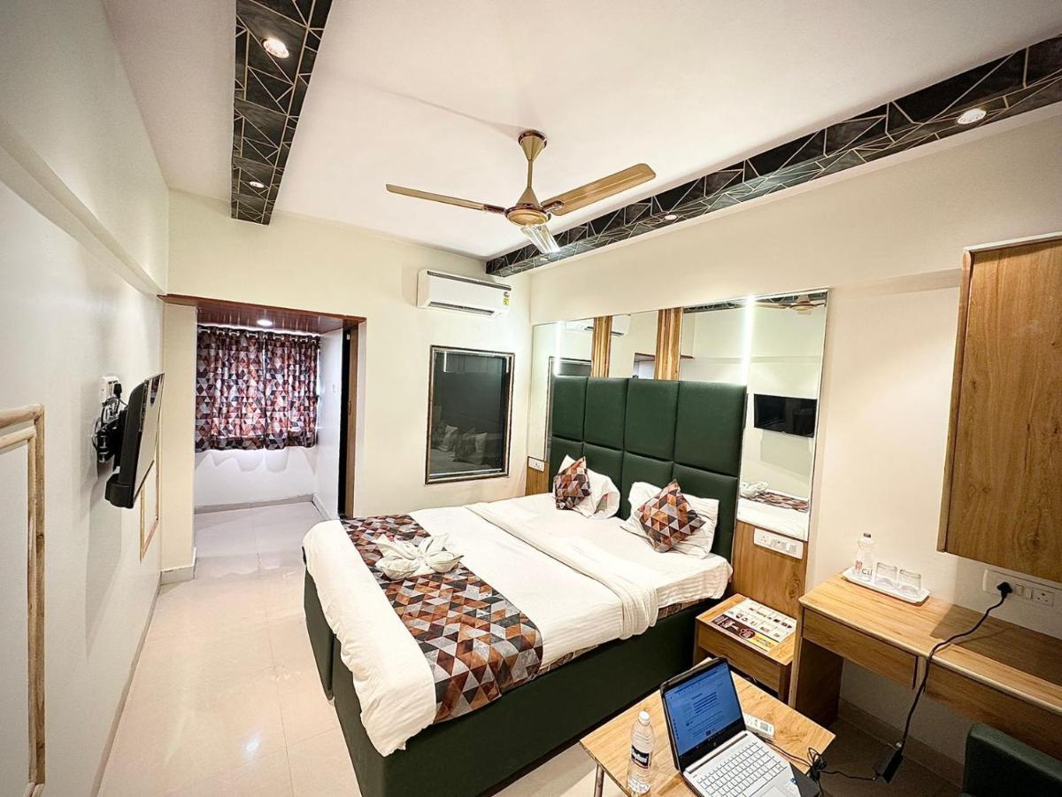 נאווי מומבאי Hotel Vashi Inn מראה חיצוני תמונה