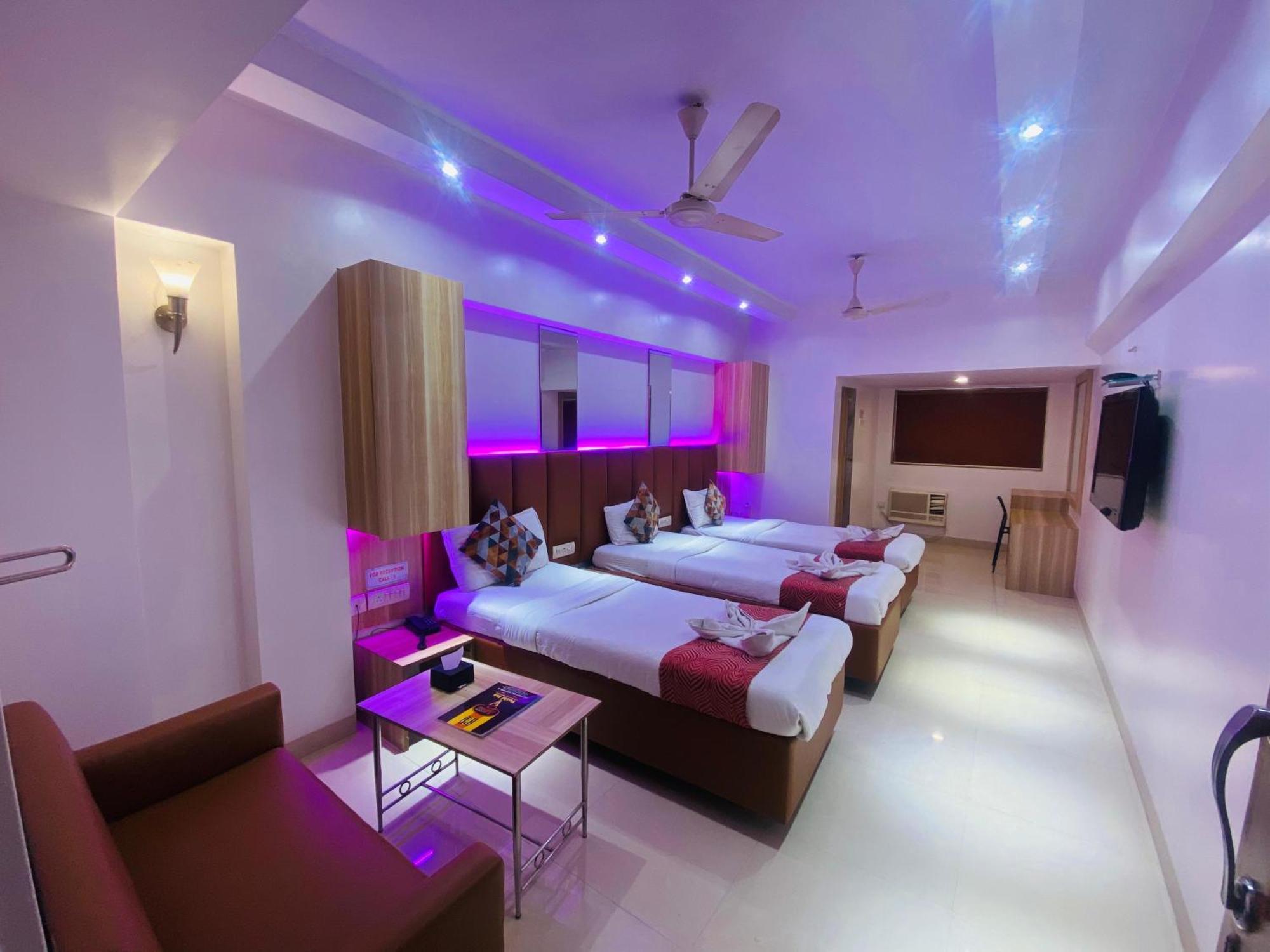 נאווי מומבאי Hotel Vashi Inn מראה חיצוני תמונה
