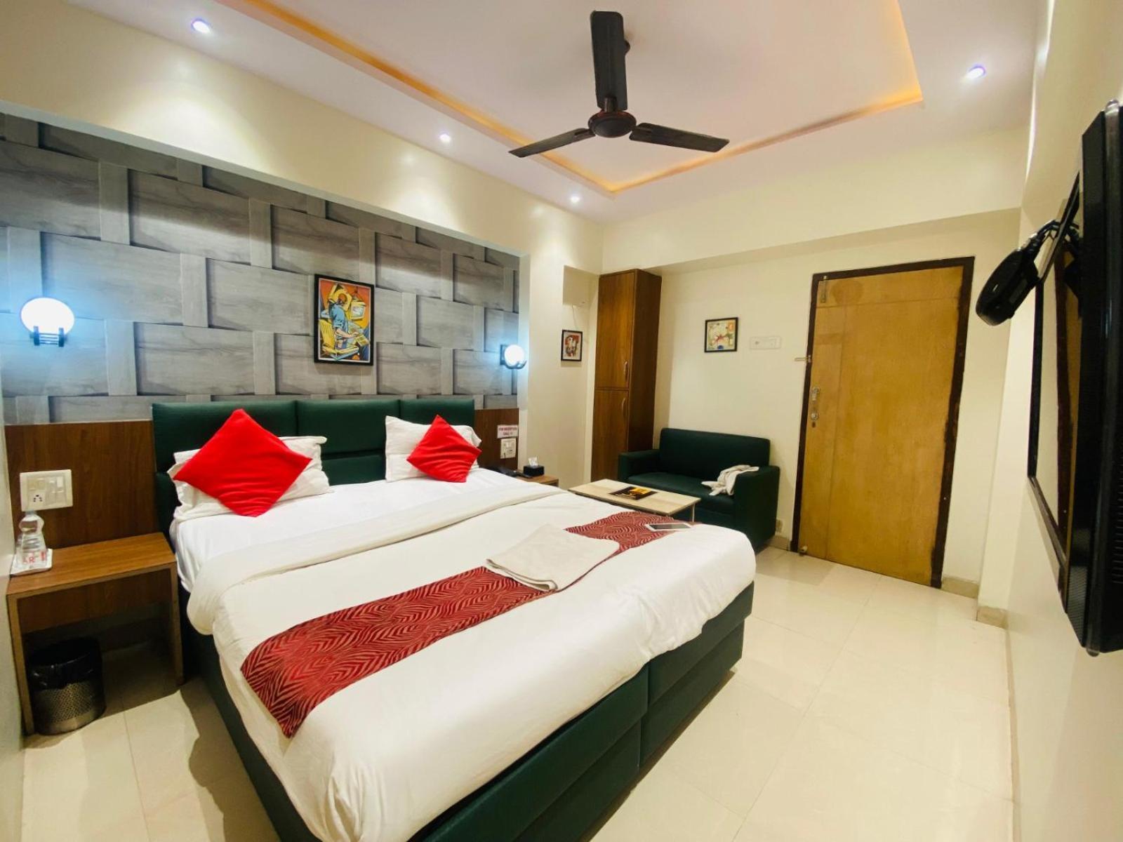 נאווי מומבאי Hotel Vashi Inn מראה חיצוני תמונה