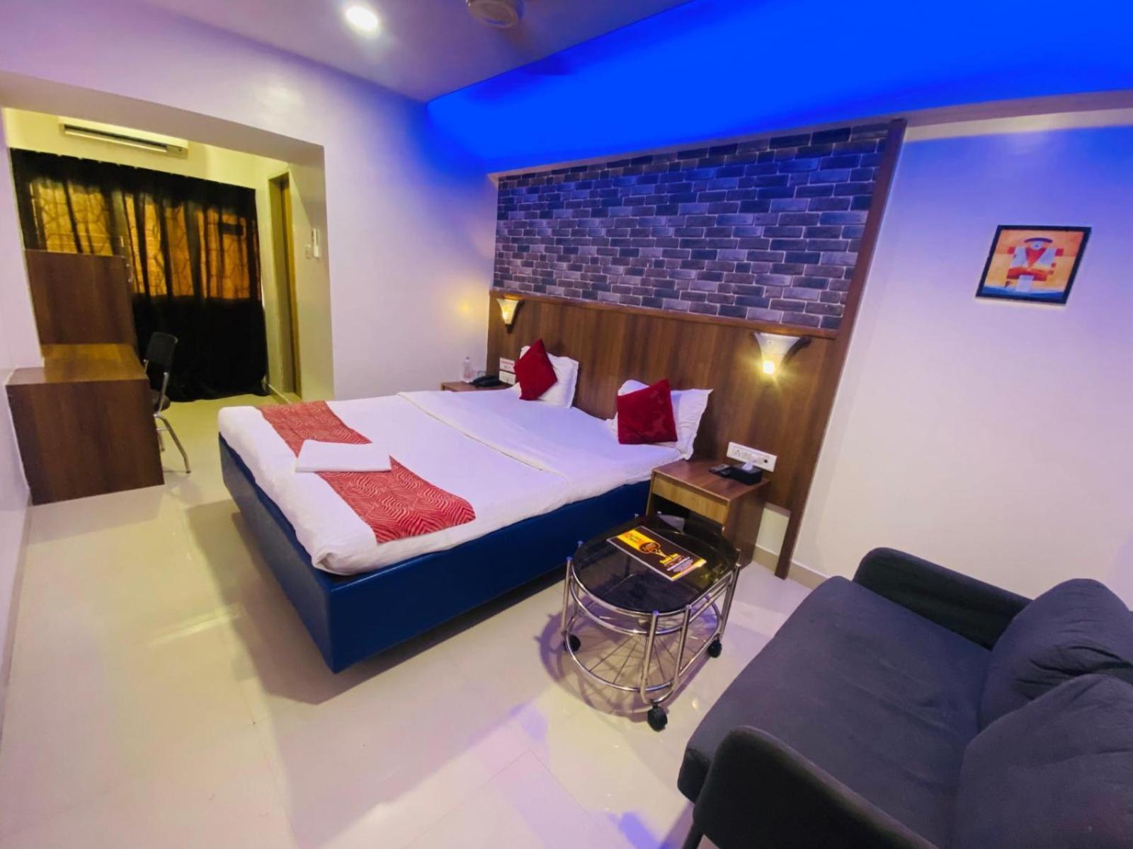נאווי מומבאי Hotel Vashi Inn מראה חיצוני תמונה